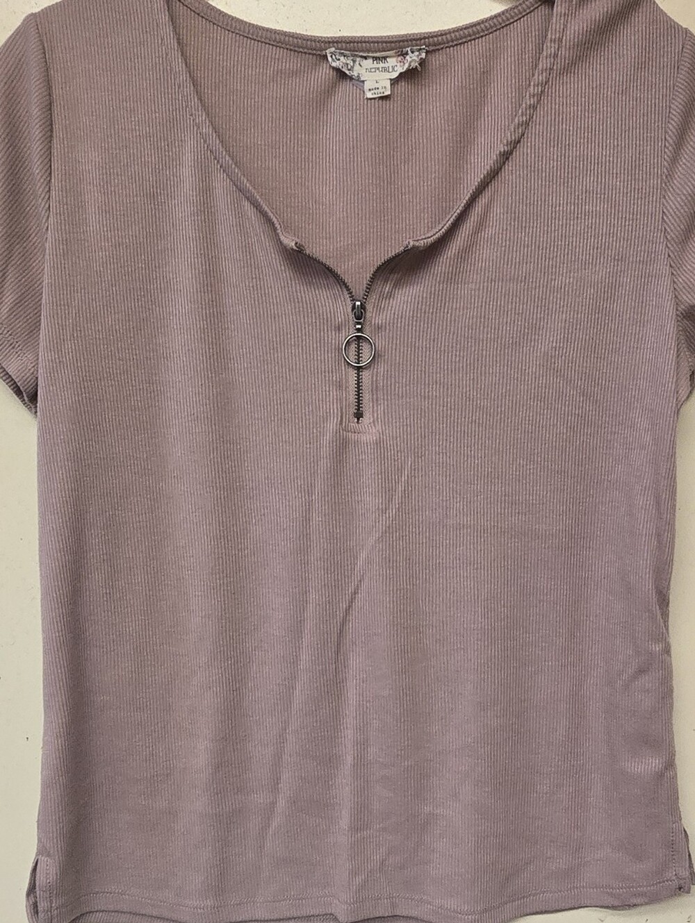 Womans Mauve Republic Dusty Mauve Ribbed Half-Zip Short Sleeve Tee